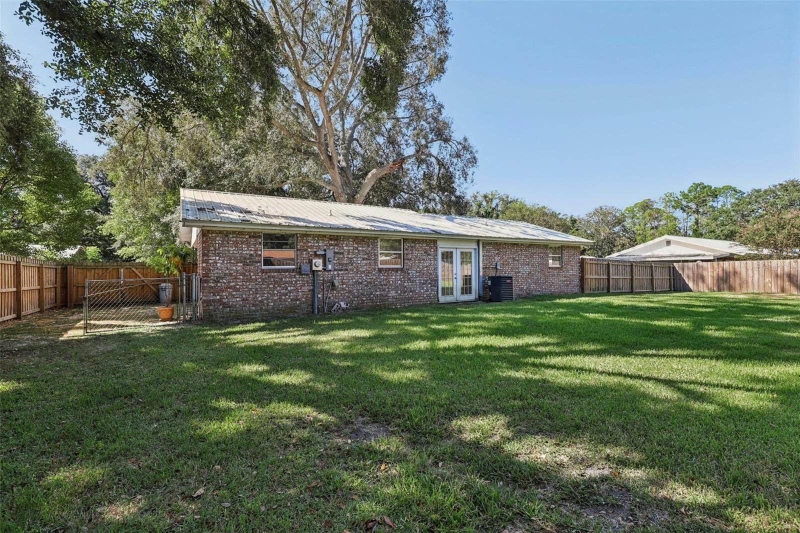 AZALEA PARK SUB - Residential