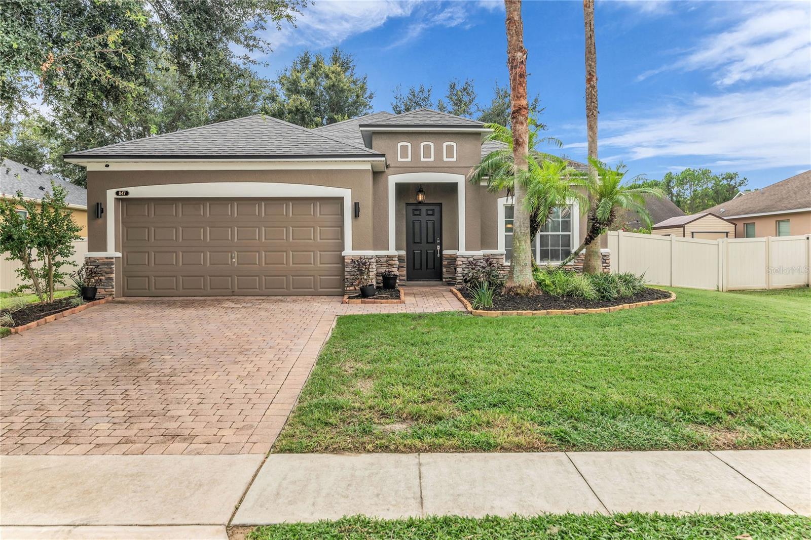 847 AYDEN OAK LANE