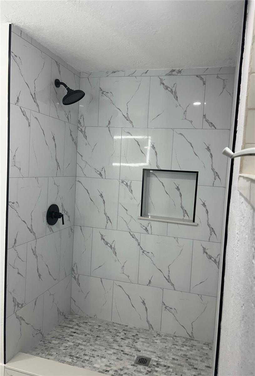 GULF HIGHLANDS - Residential