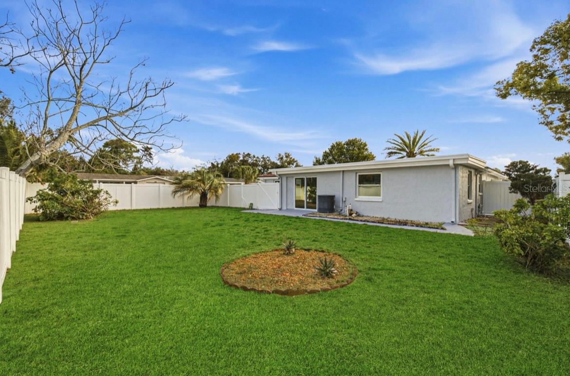 GULF HIGHLANDS - Residential