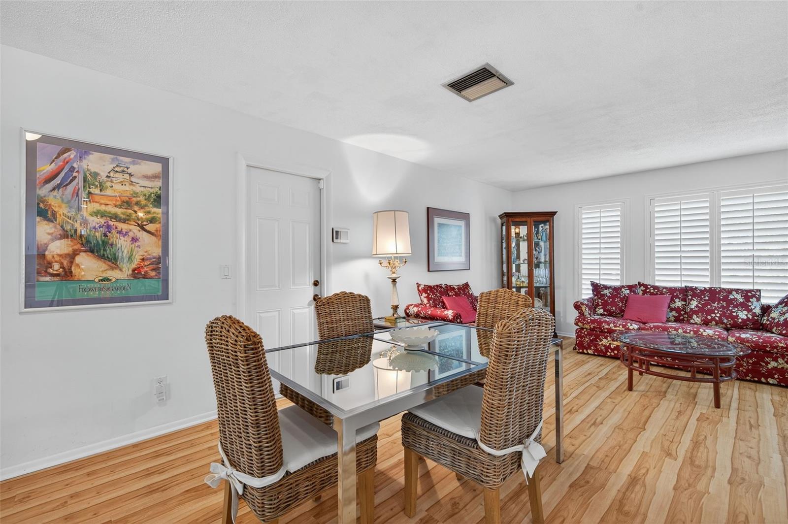REVELON HEIGHTS - Residential