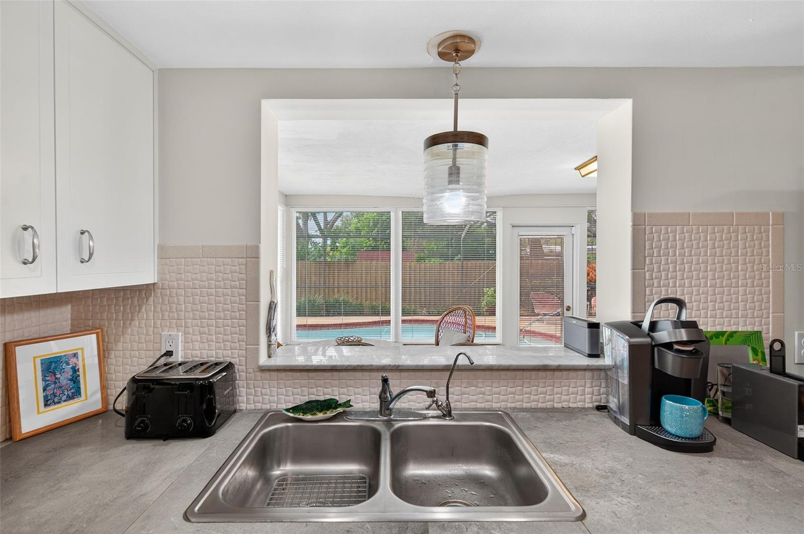 REVELON HEIGHTS - Residential