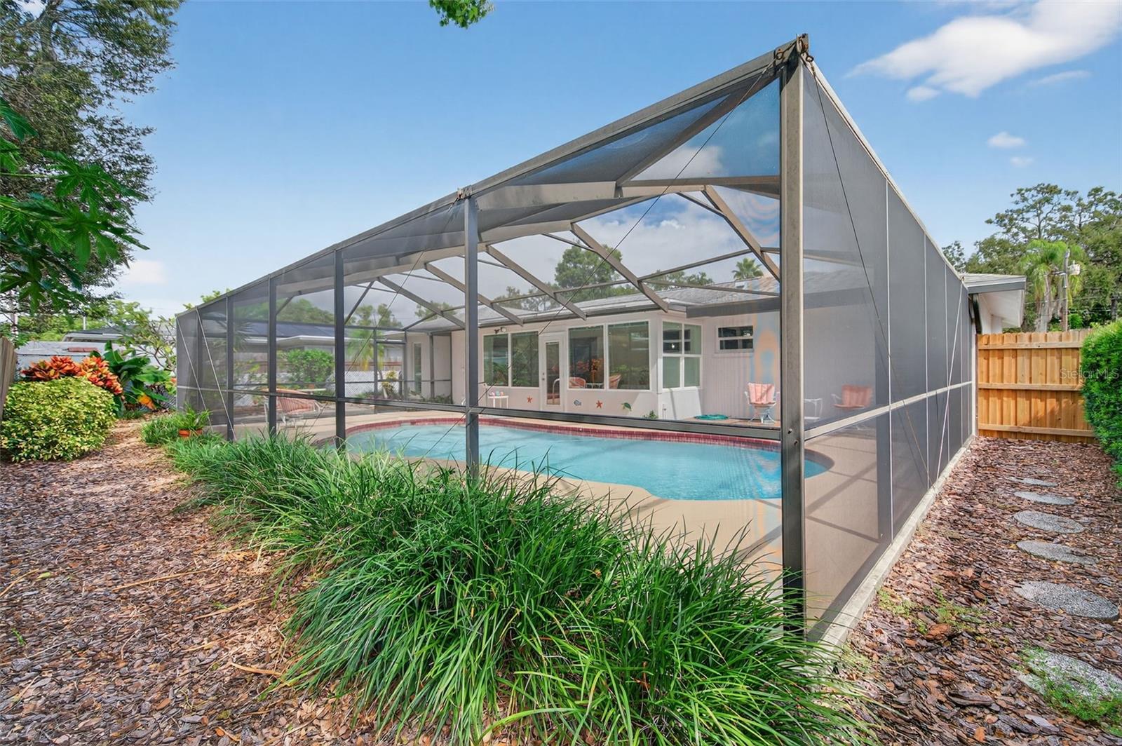 REVELON HEIGHTS - Residential