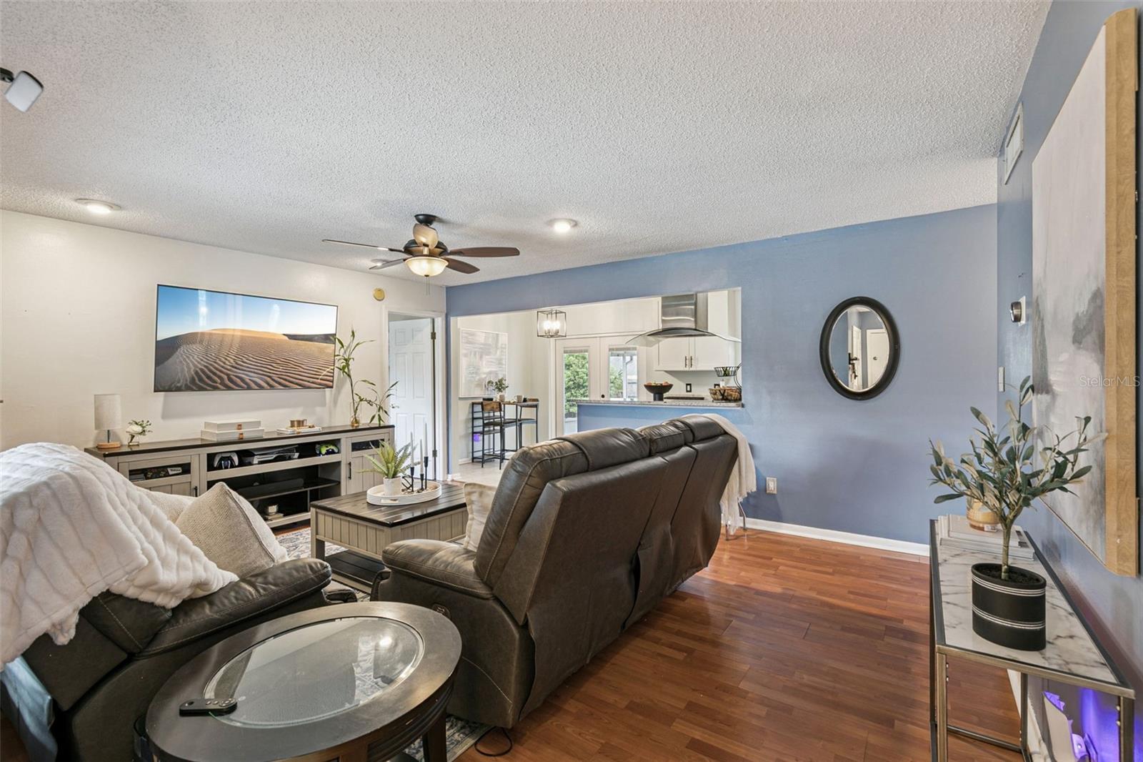 LAKE SEARCY SHORES - Residential