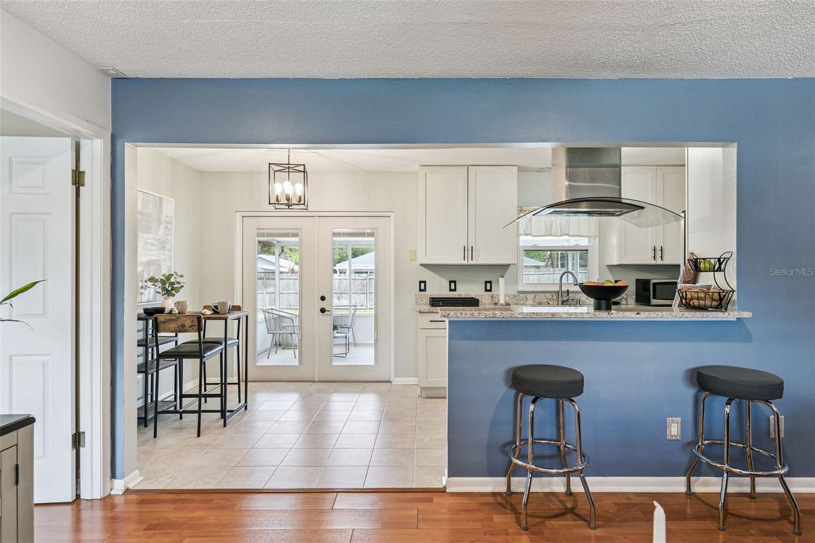 LAKE SEARCY SHORES - Residential