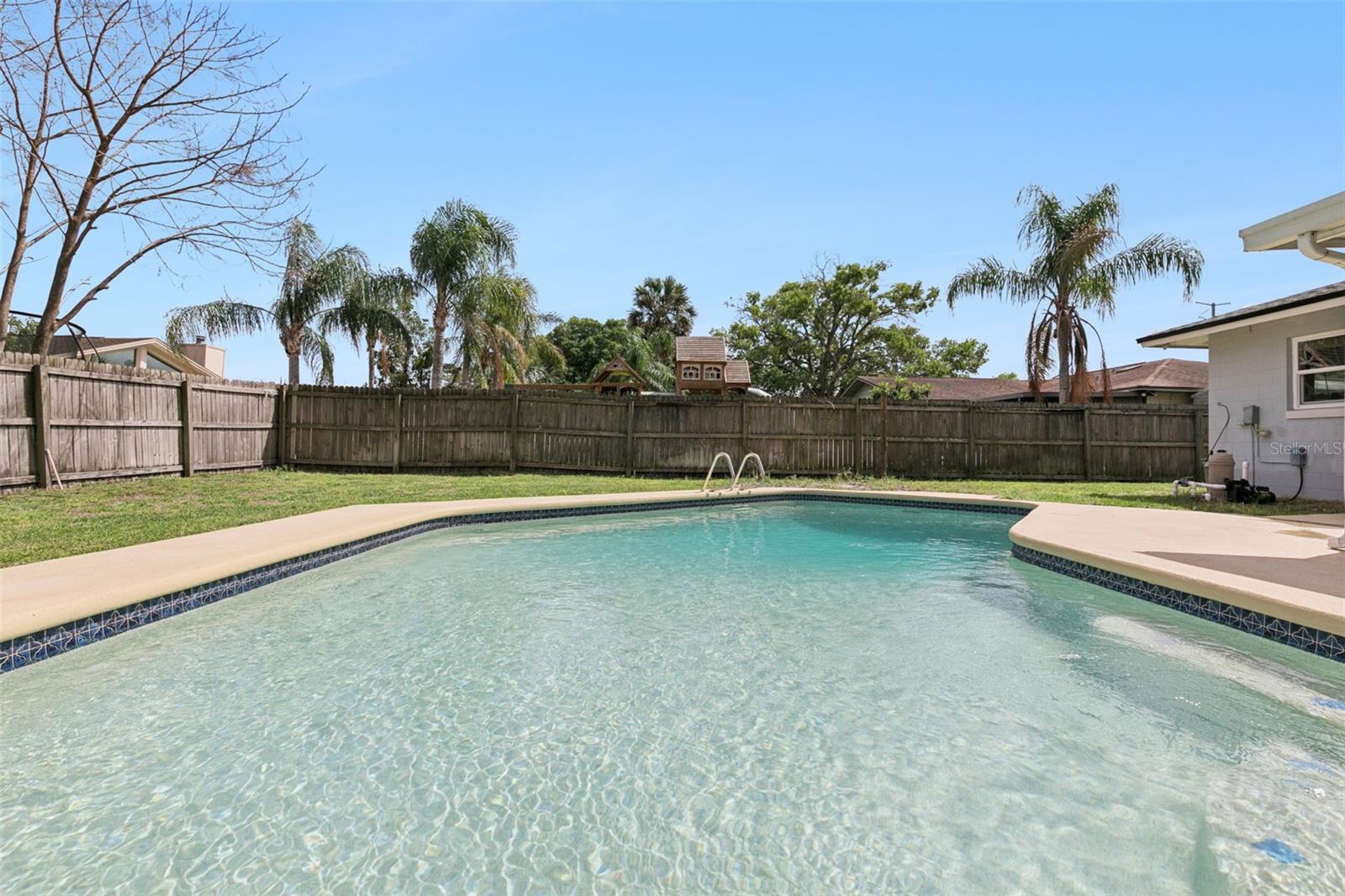 LAKE SEARCY SHORES - Residential