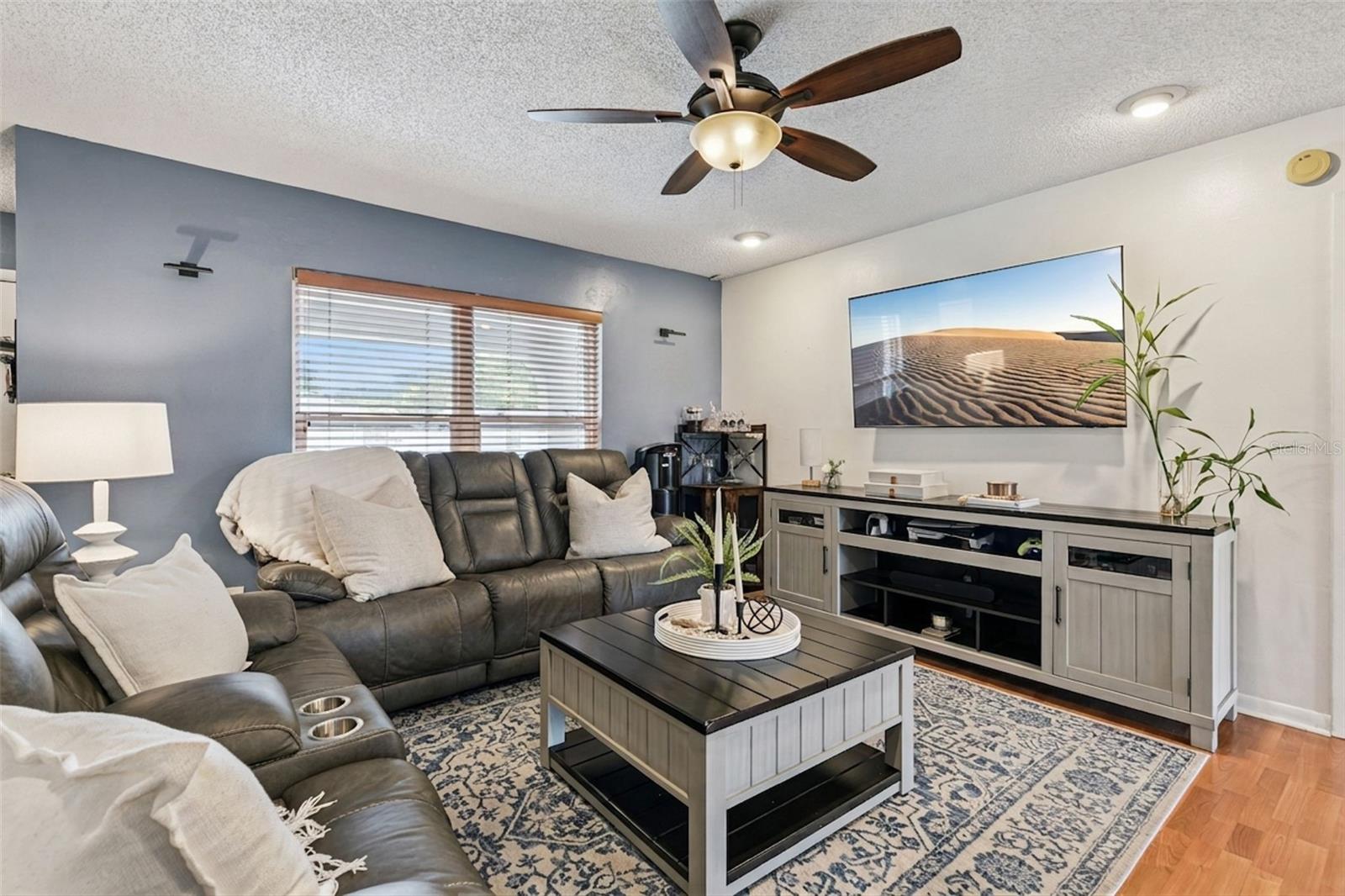 LAKE SEARCY SHORES - Residential