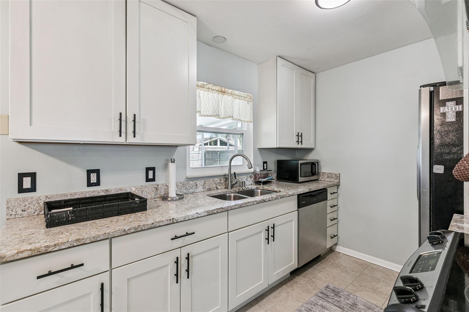 LAKE SEARCY SHORES - Residential