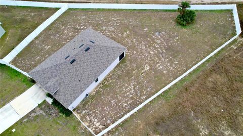 A home in POINCIANA