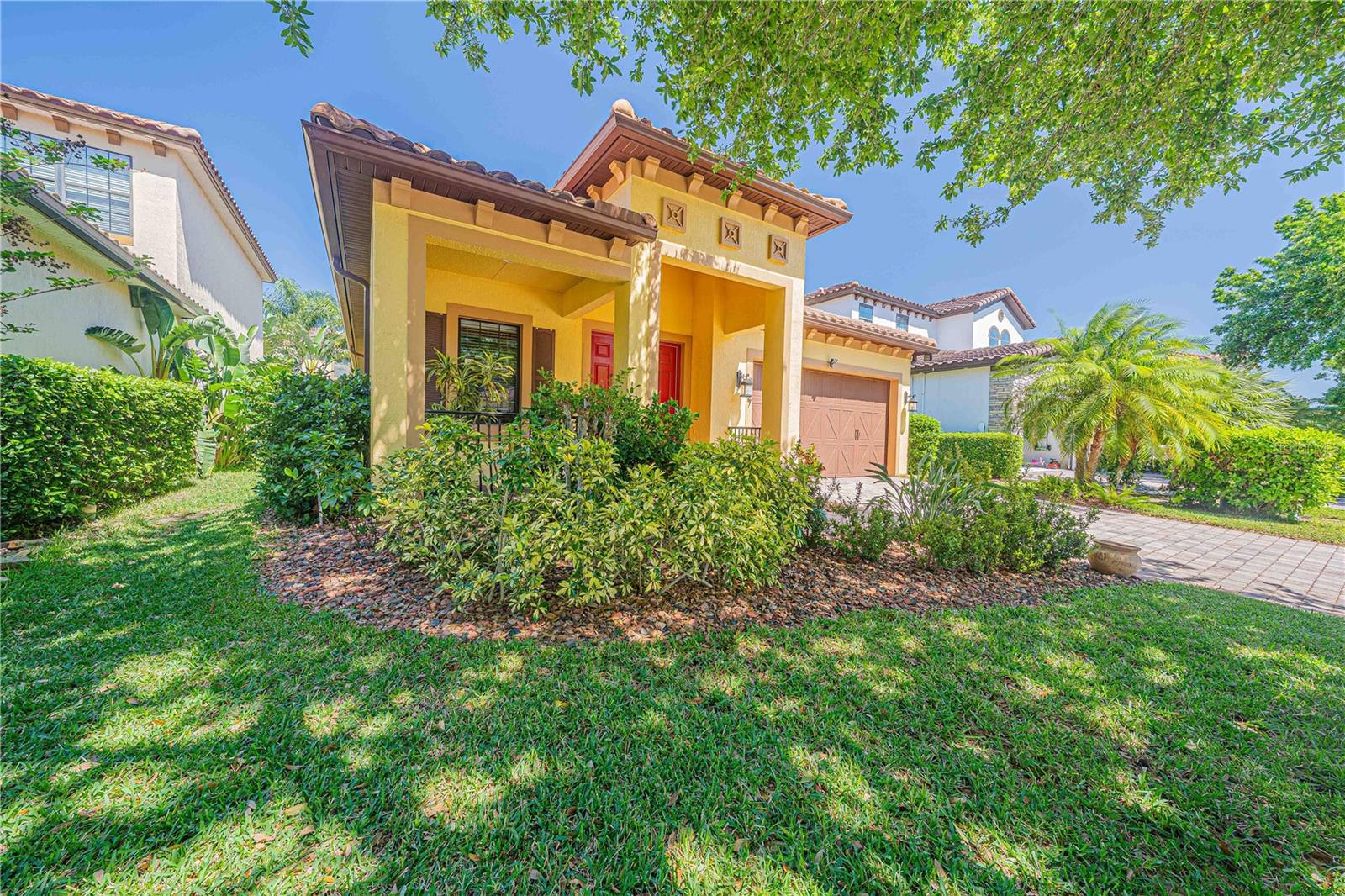 8427 PRESTBURY DRIVE