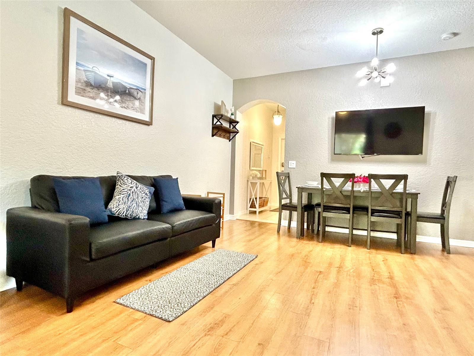 616 VERONA AVE