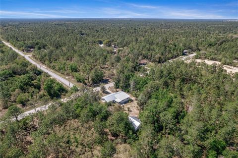 A home in DUNNELLON