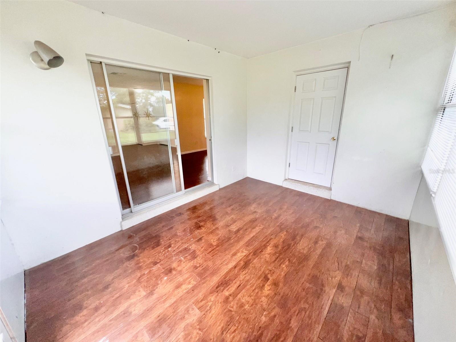 DELTONA LAKES UNIT 30 - Residential Lease