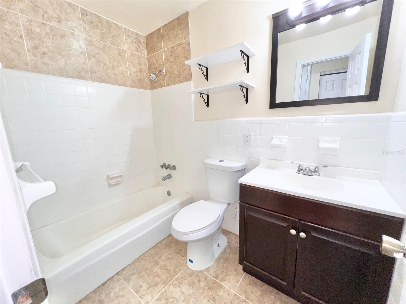 DELTONA LAKES UNIT 30 - Residential Lease