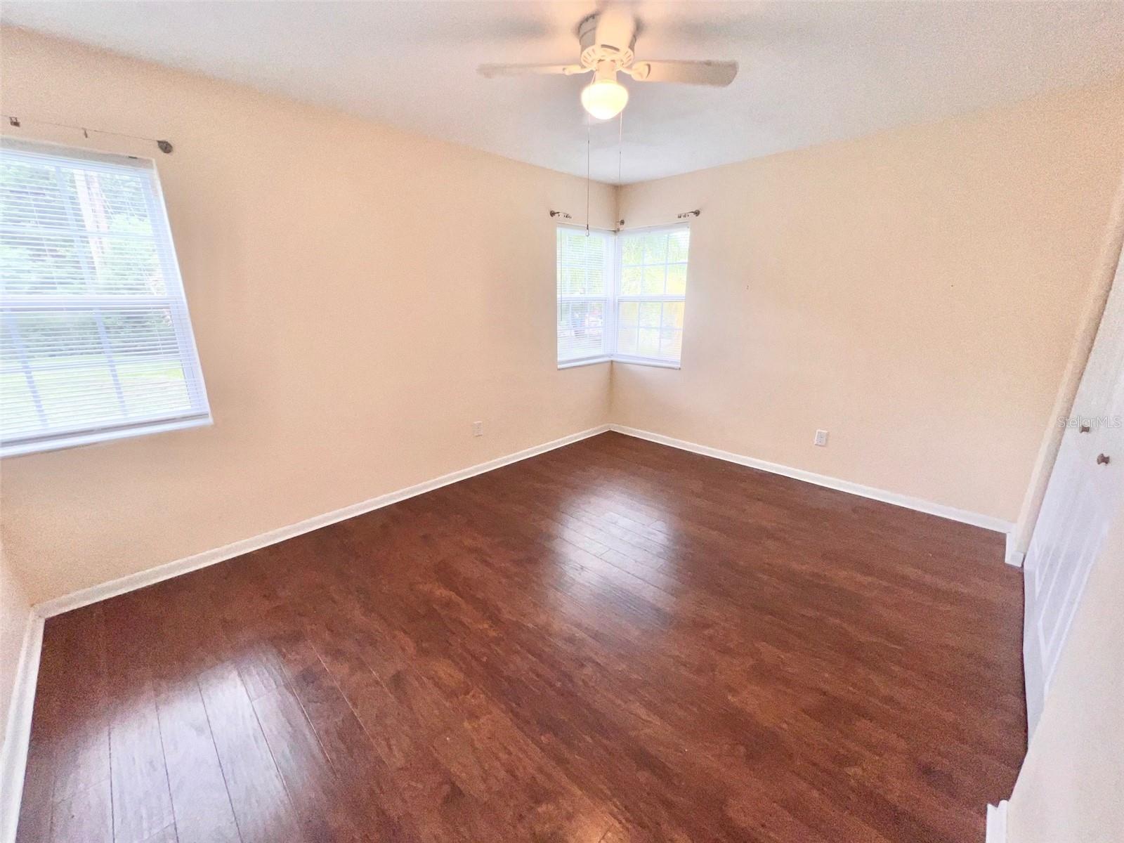 DELTONA LAKES UNIT 30 - Residential Lease