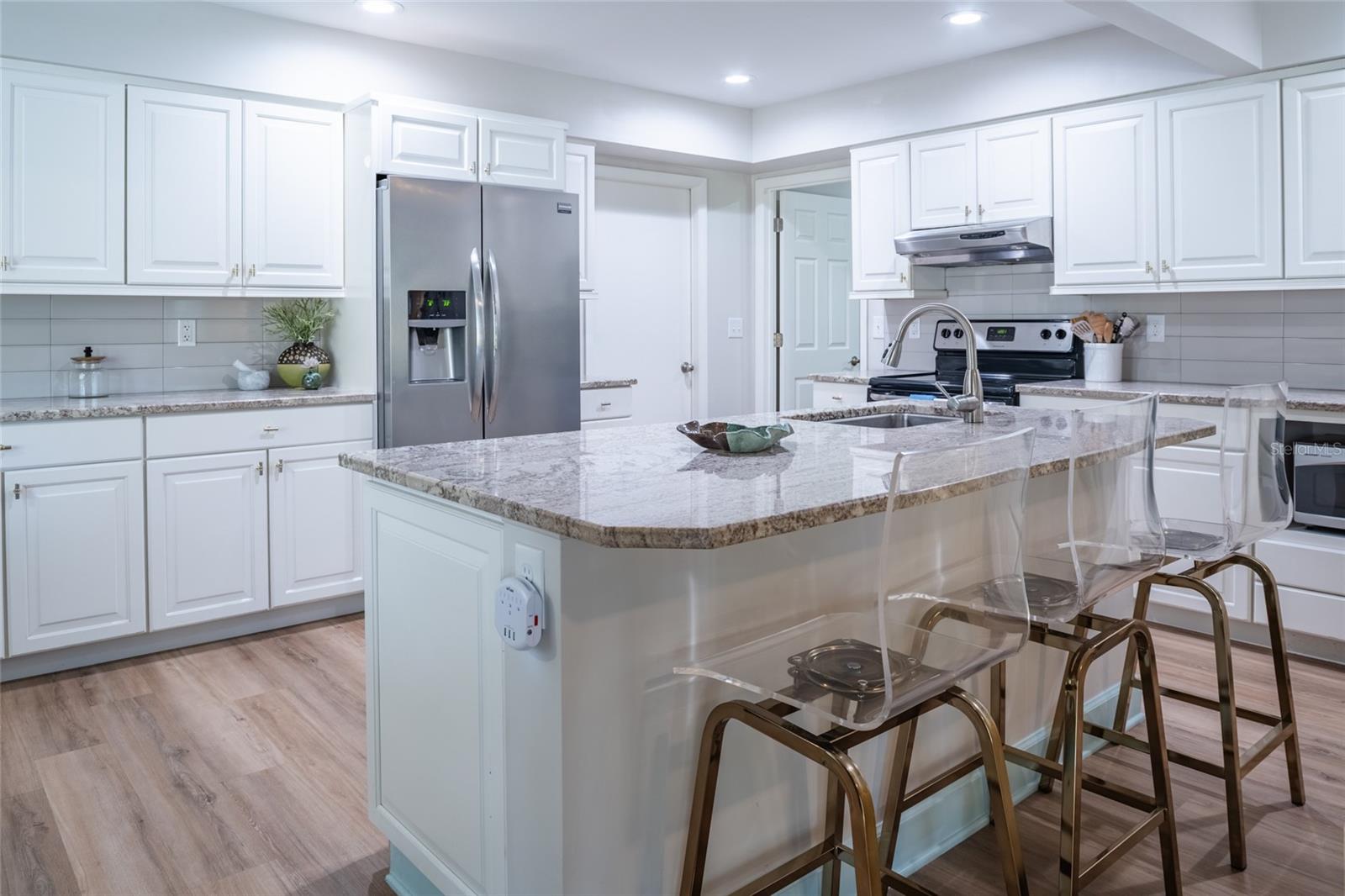 DE SOTO LAKES COUNTRY CLUB 1 - Residential