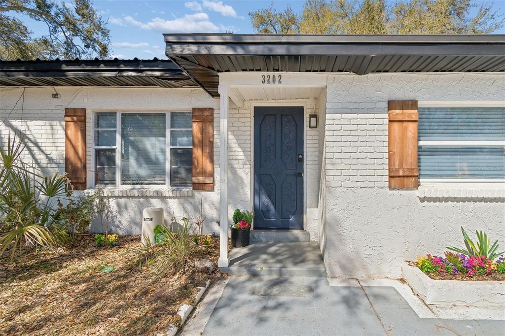 Photo of 3202 E Jean Street, Tampa, FL 33610 (MLS # TB8476597)