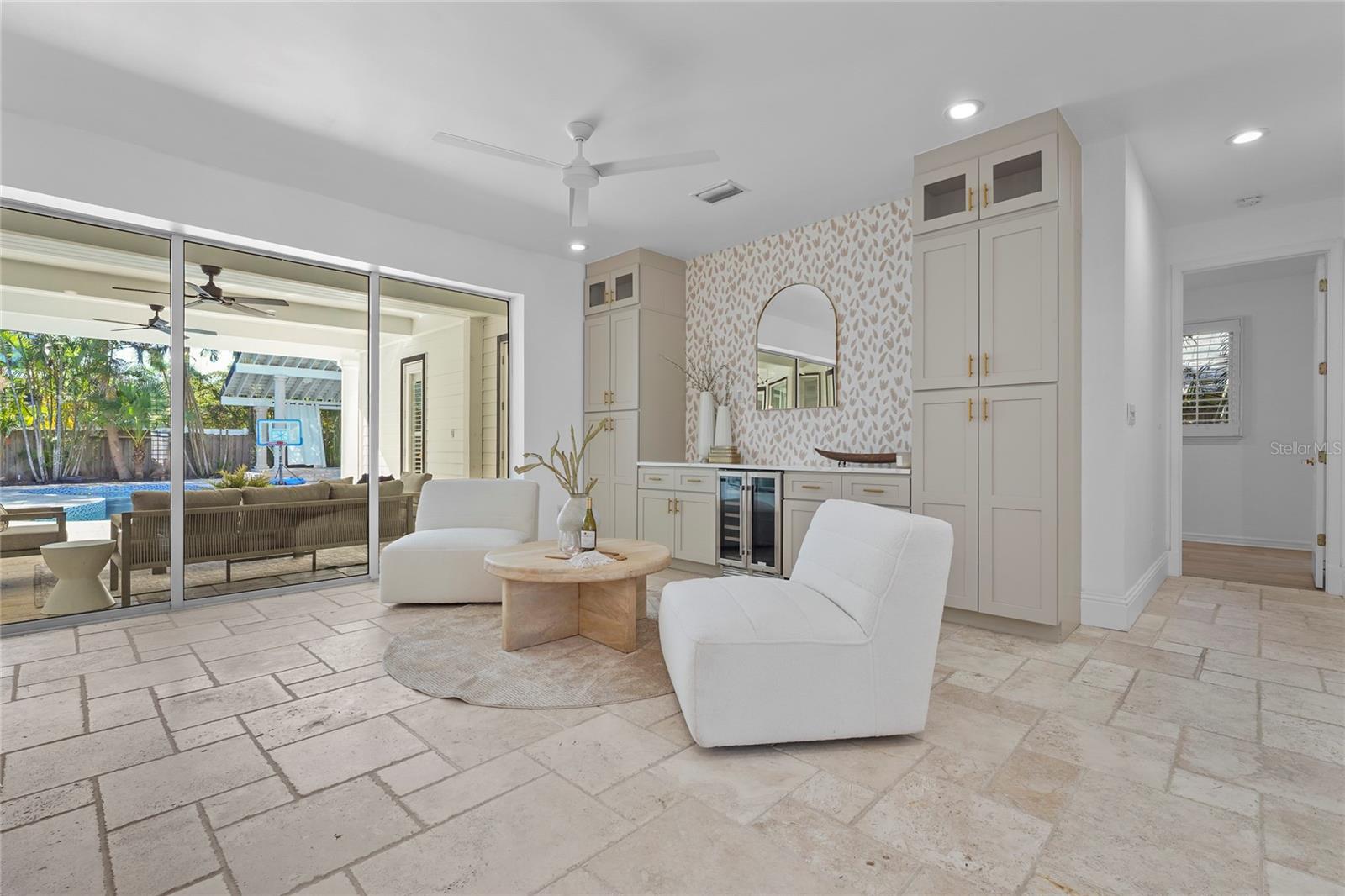 HARTSDALE - Residential