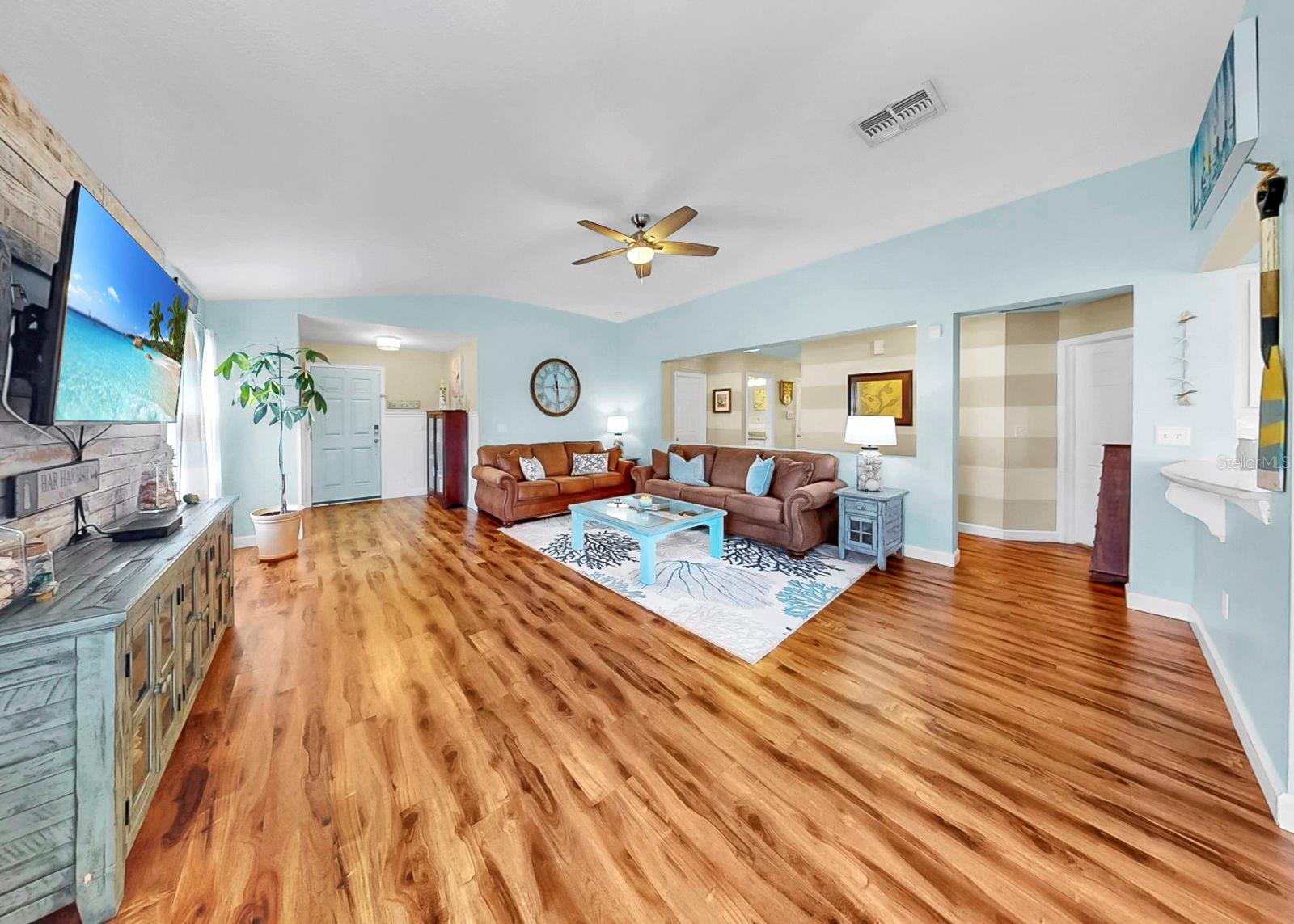 HARBOUR ISLES PH 1 - Residential