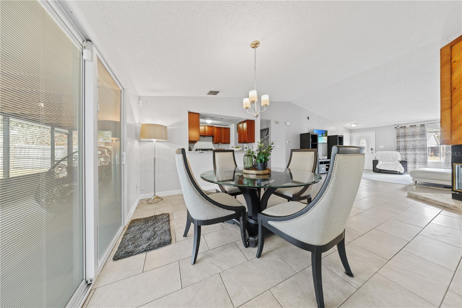 GARDEN GROVE - Residential