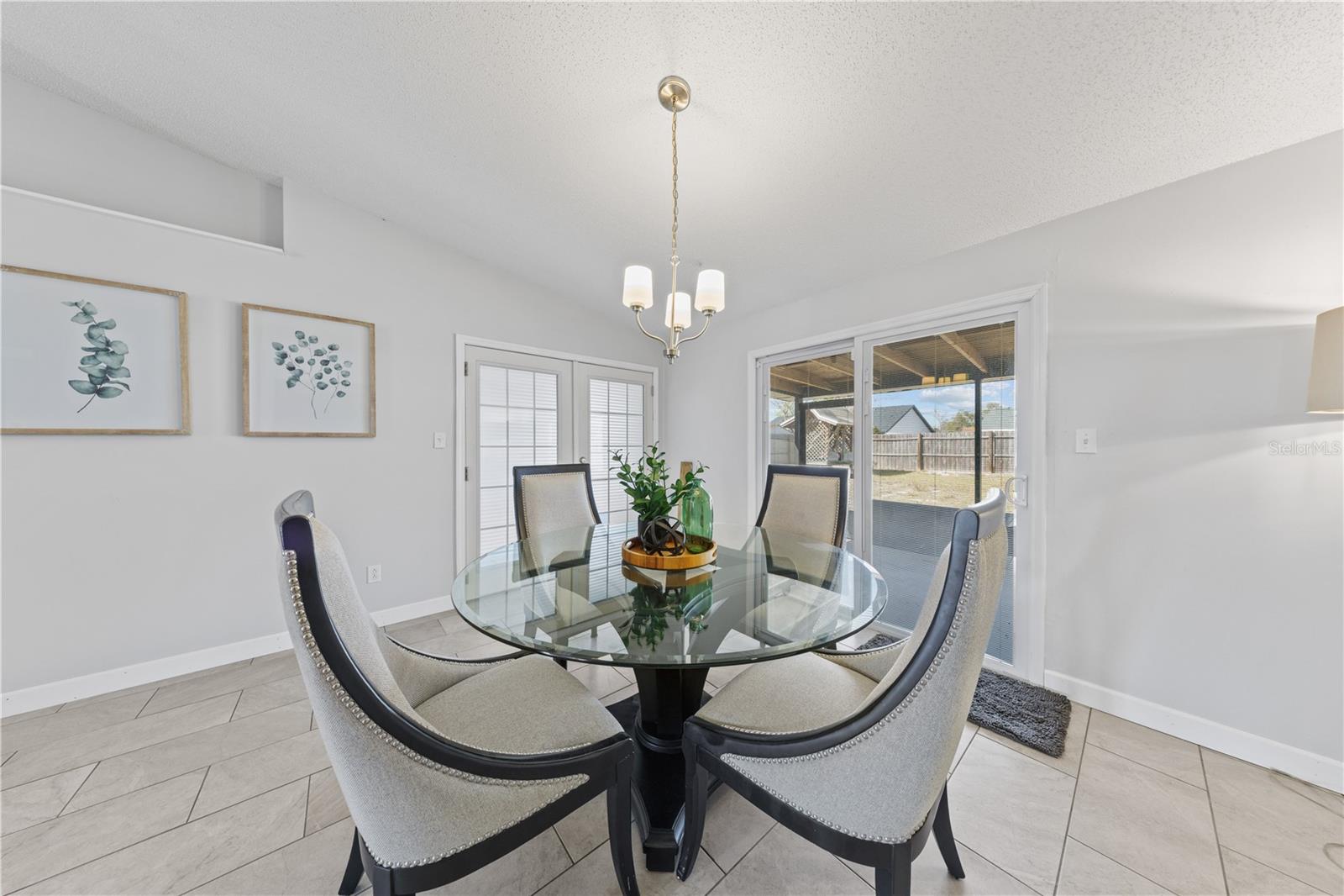 GARDEN GROVE - Residential