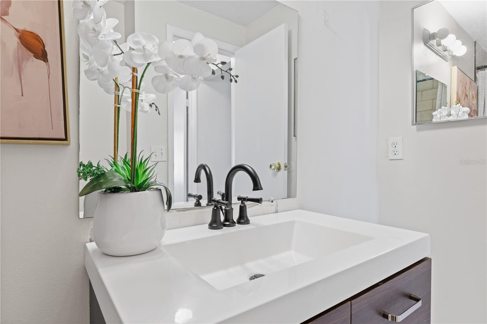 GARDEN GROVE - Residential