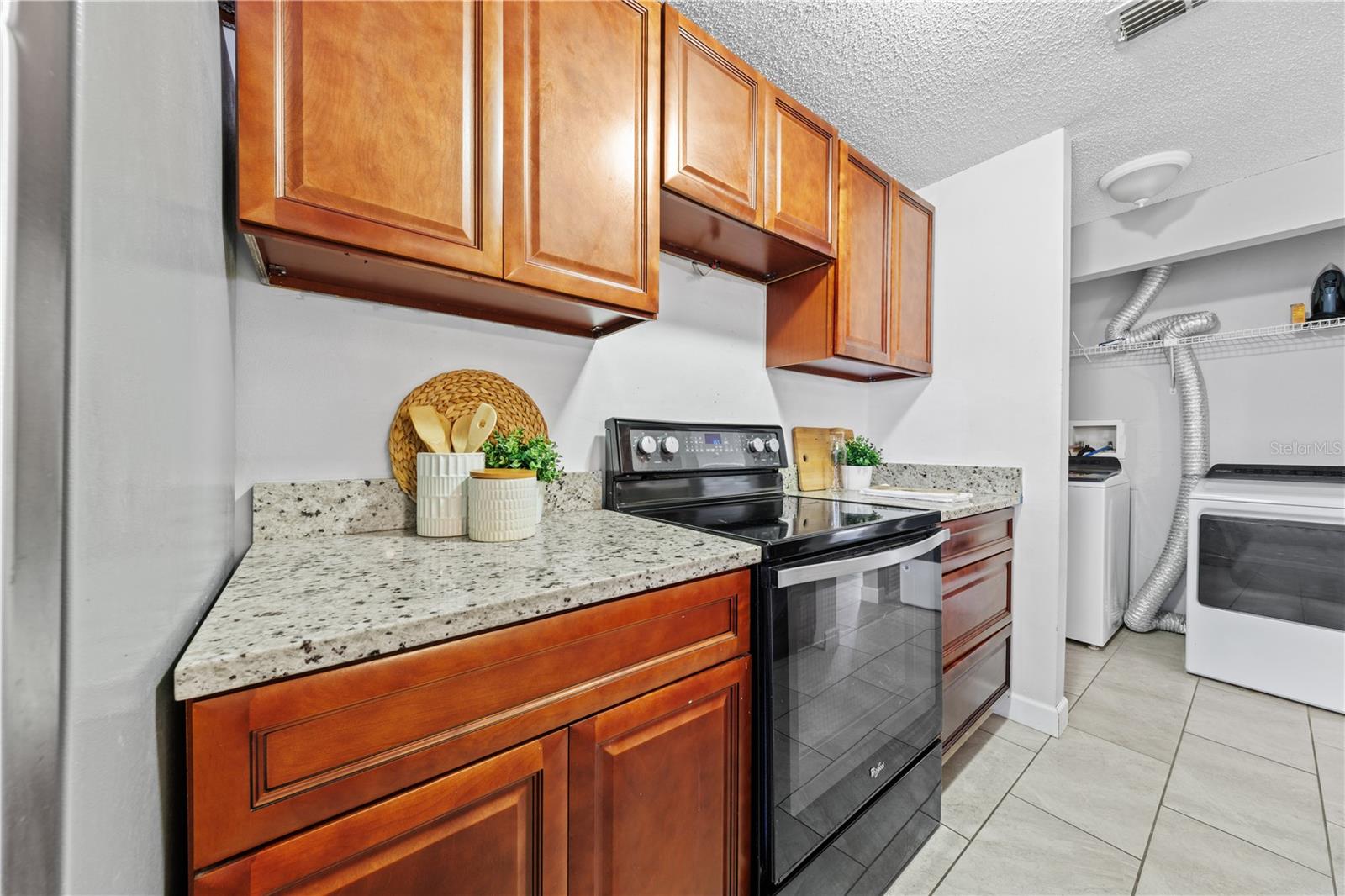 GARDEN GROVE - Residential