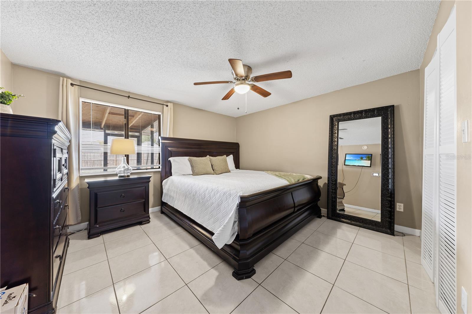 GARDEN GROVE - Residential