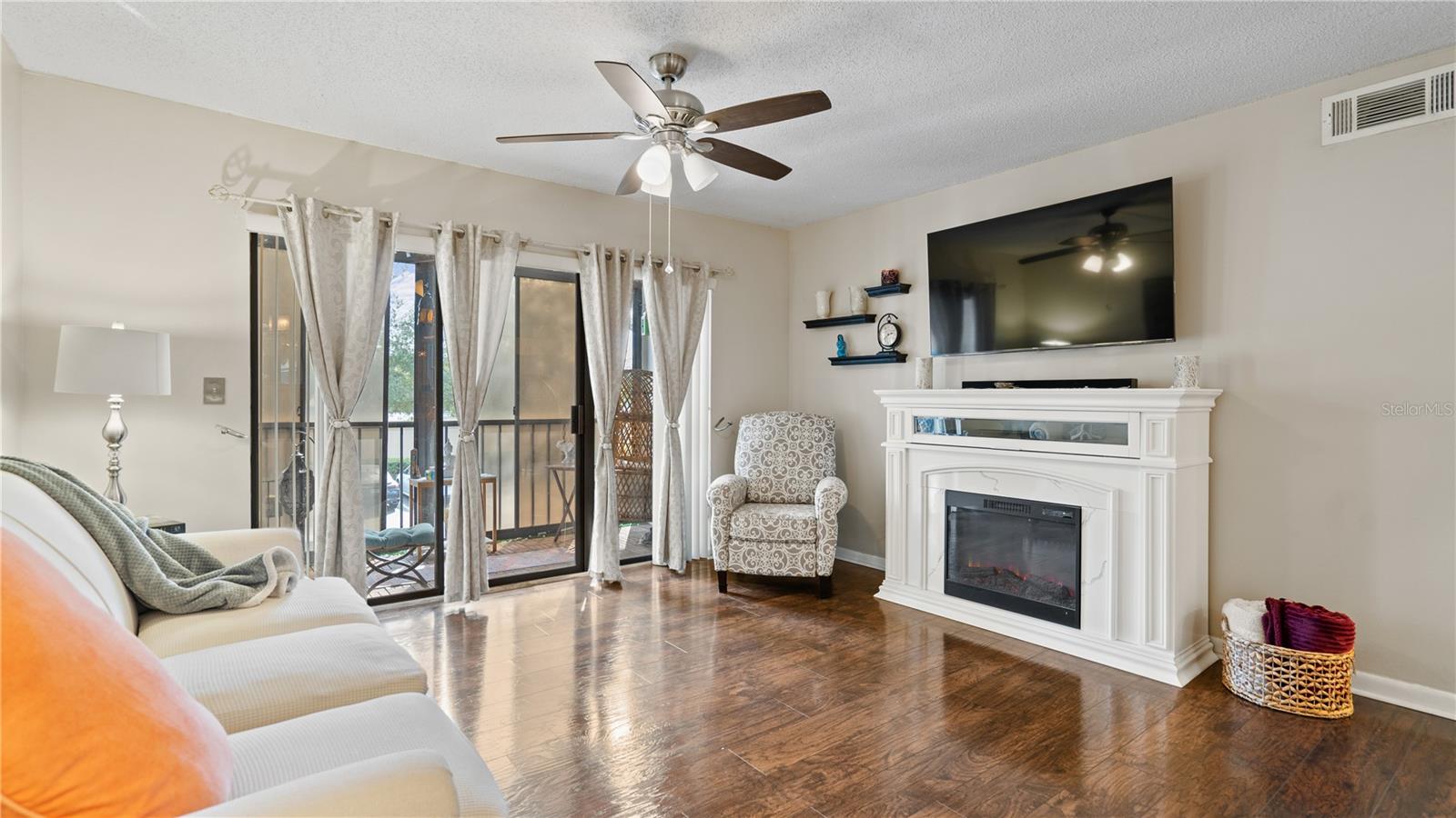 CLUB AT ORLANDO PH 04 - Residential