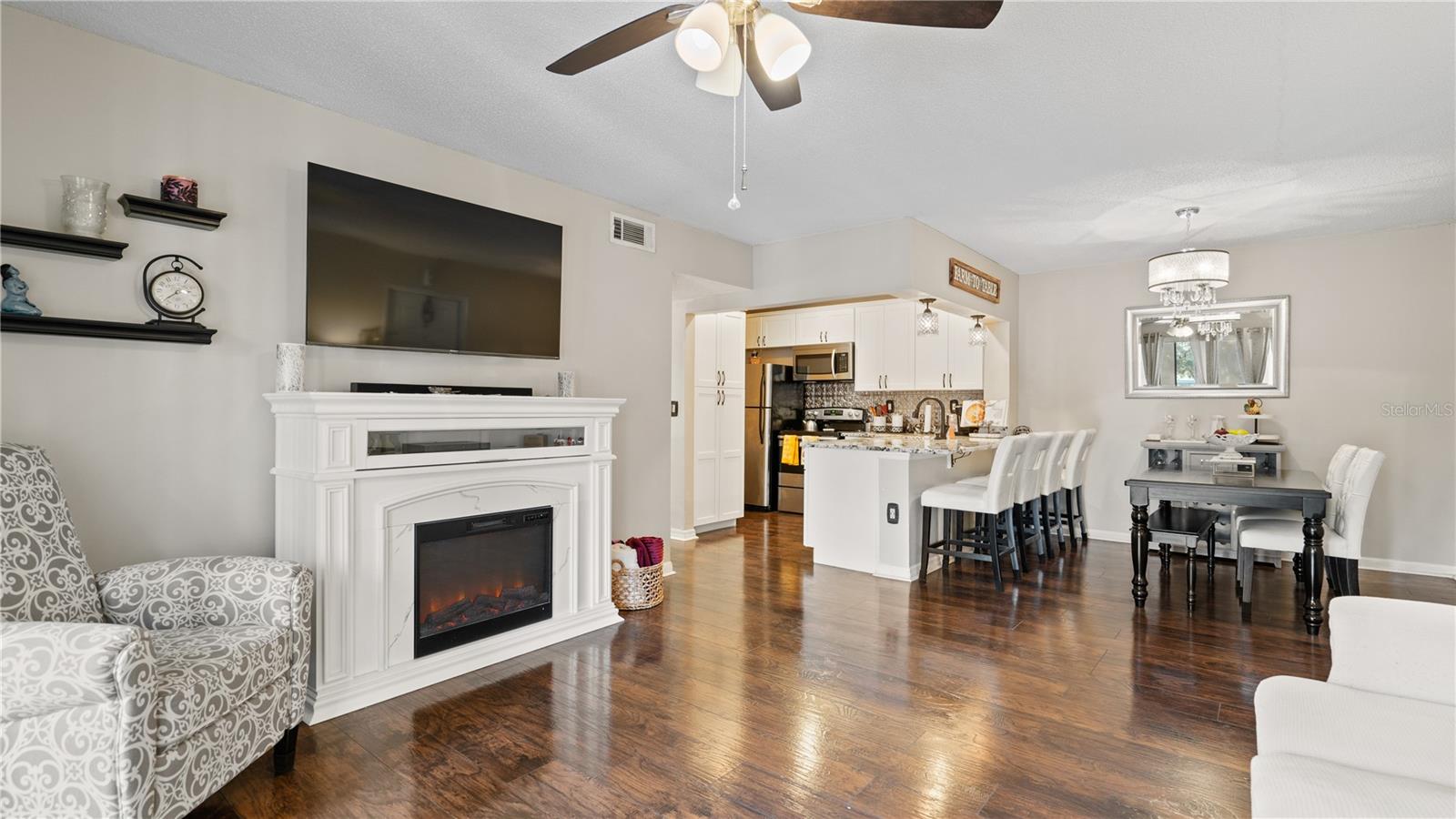 CLUB AT ORLANDO PH 04 - Residential