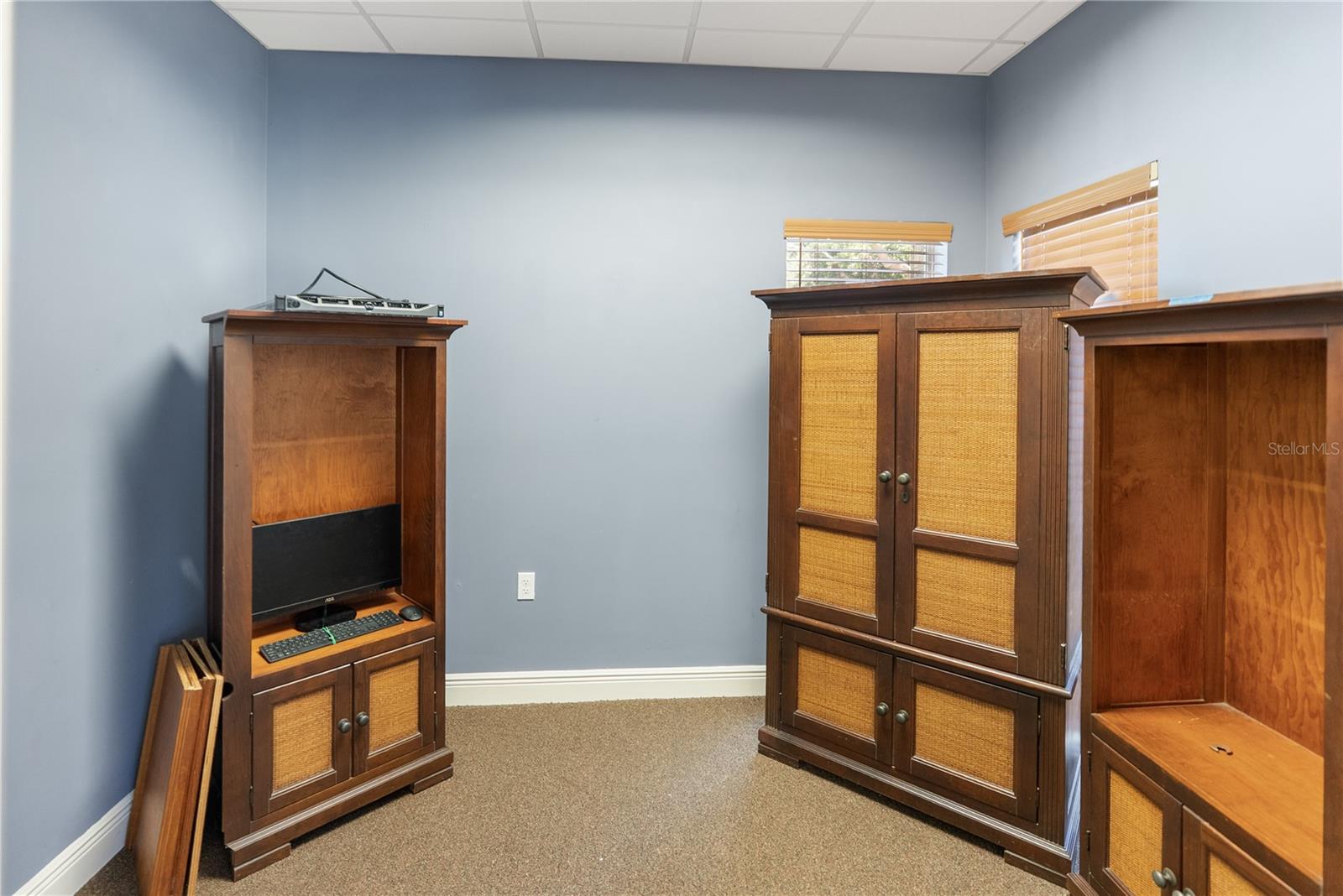 OSPREY EXECUTIVE PARK - Commercial Sale