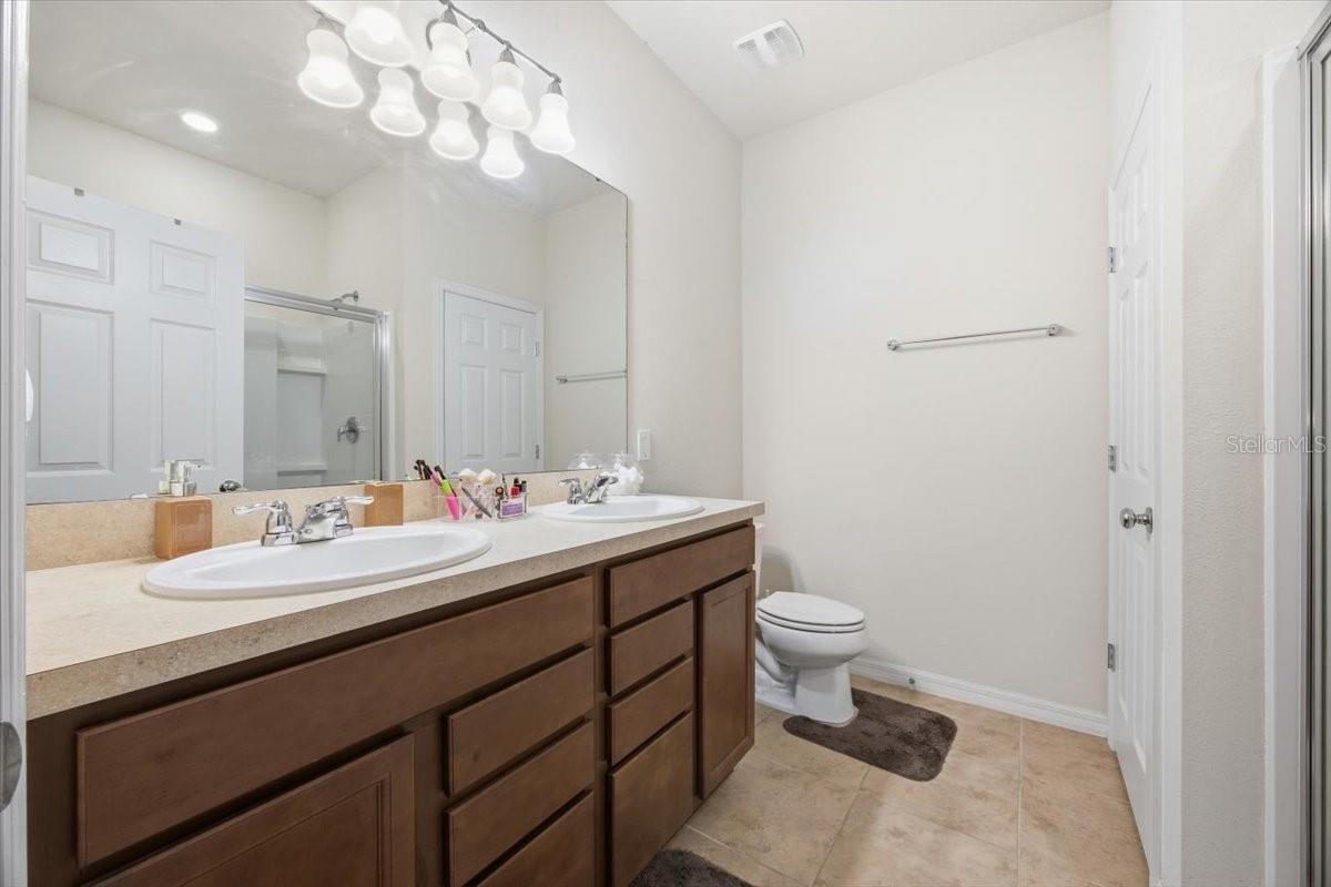 EAGLE MEADOW - Residential