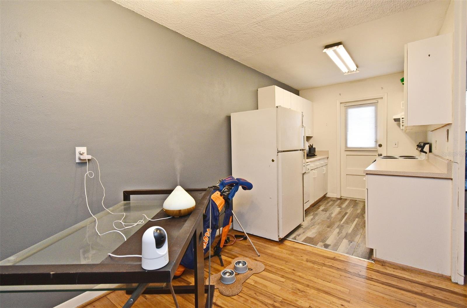 320 LAKEVIEW STREET 208