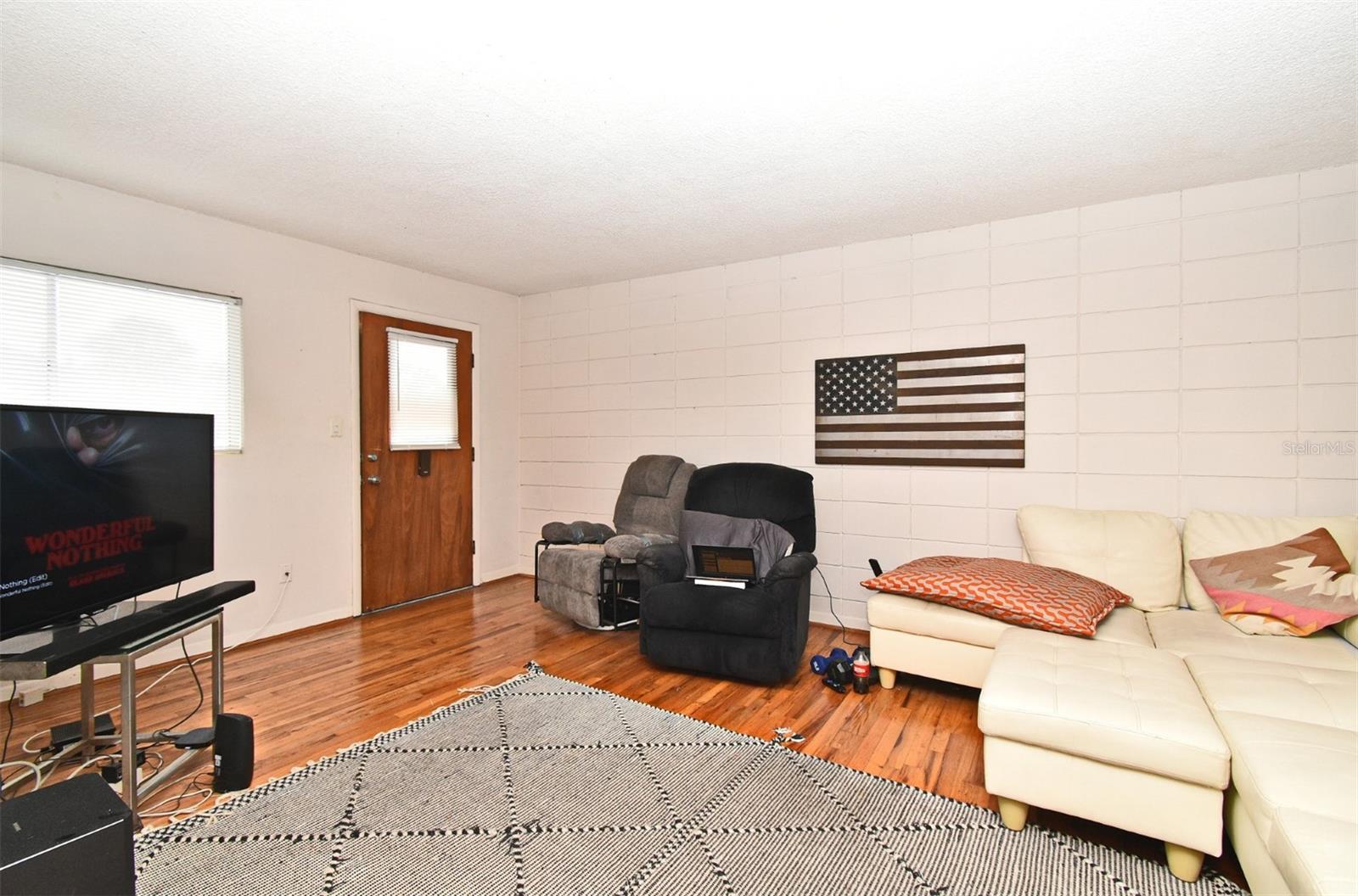 320 LAKEVIEW STREET 208