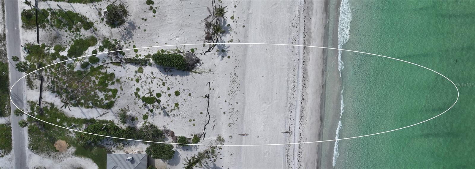 SLEEPY LAGOON - Land