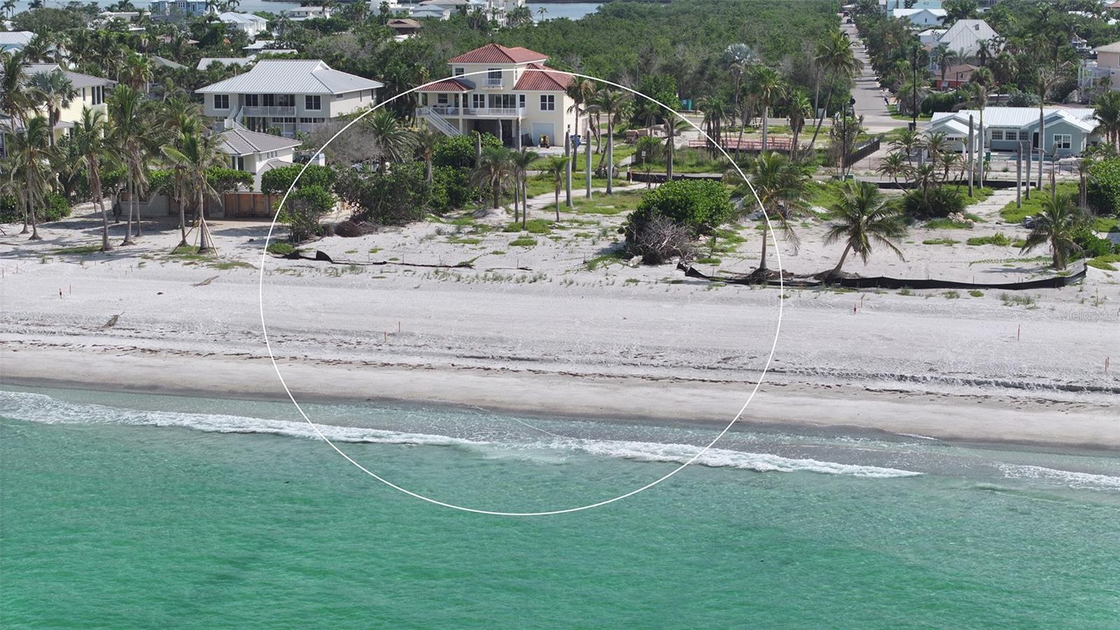 SLEEPY LAGOON - Land