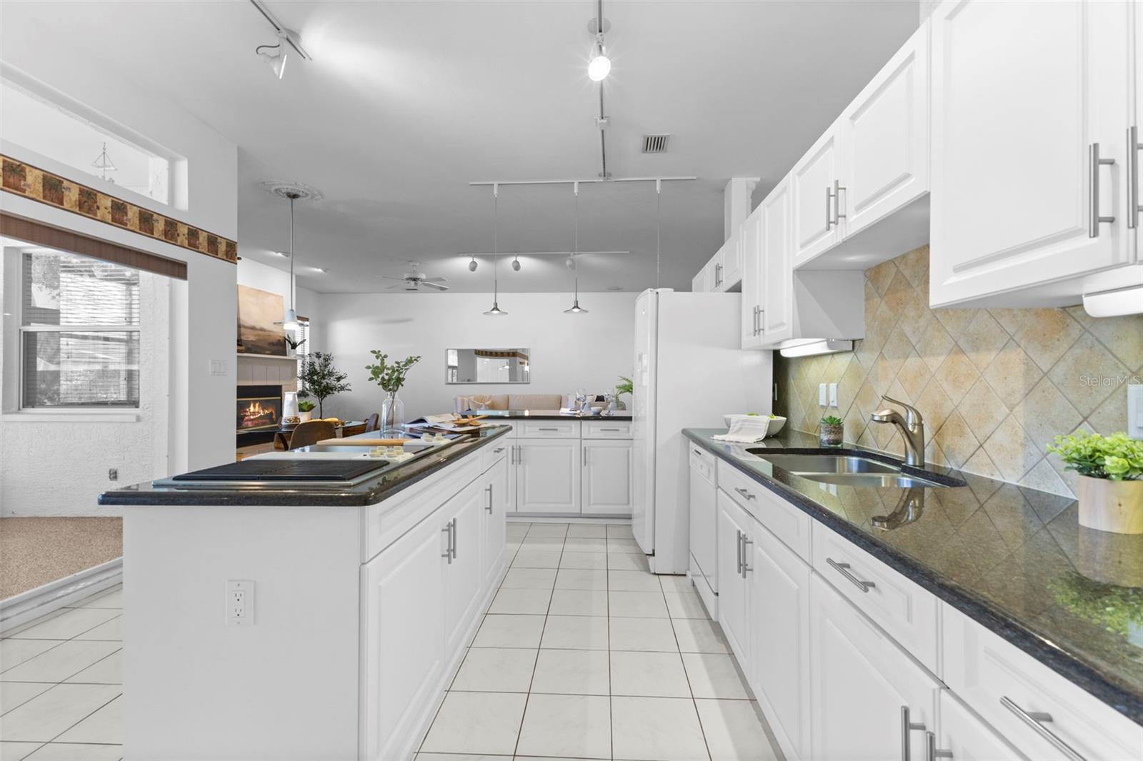 WEATHERSFIELD SUB - Residential