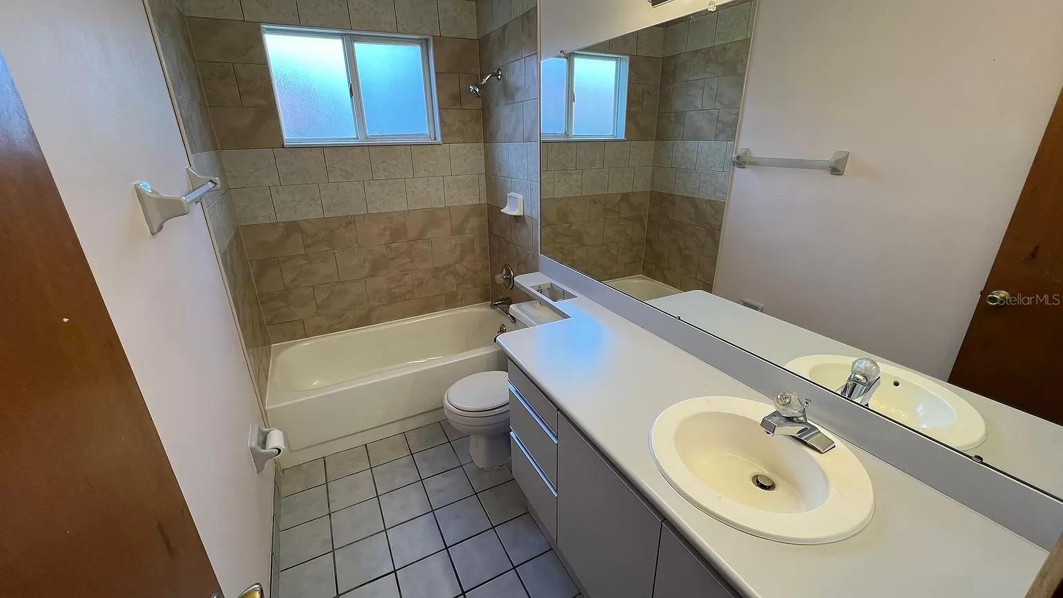 TOWNHOMES WEST AT PORT ORANGE PH 01 - Residential