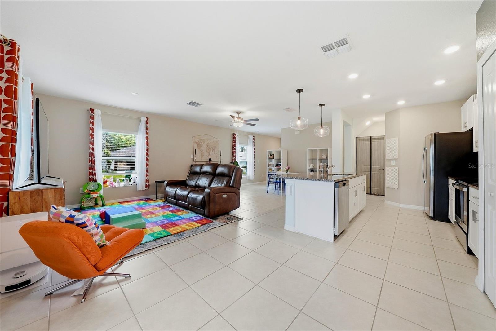 ABBOTT SQUARE PH 1B - Residential