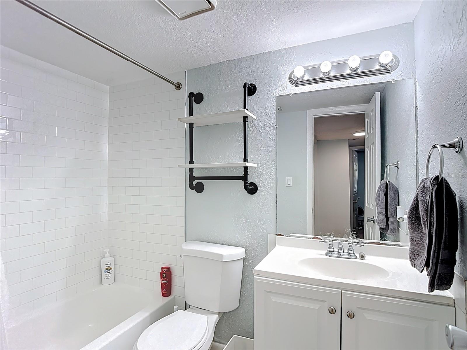 RENAISSANCE VILLAS CONDO - Residential