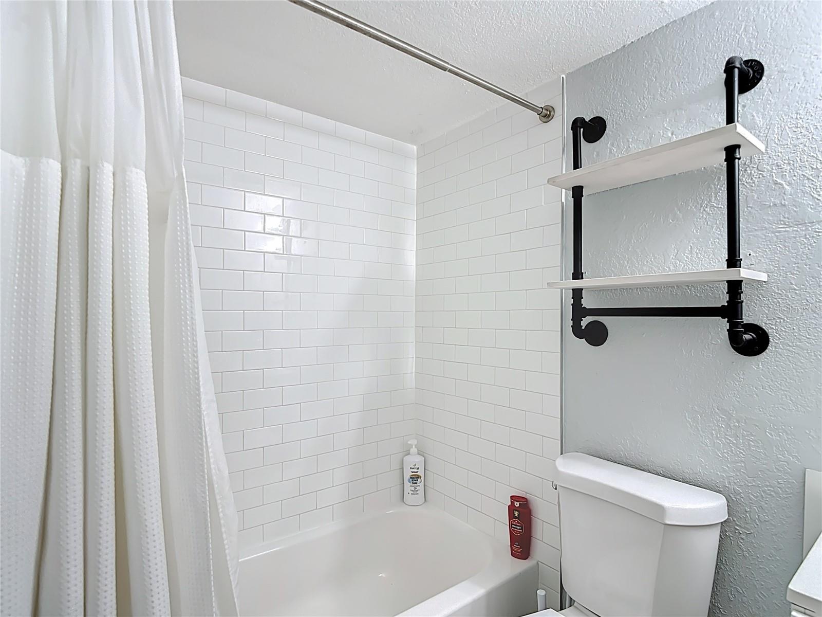 RENAISSANCE VILLAS CONDO - Residential