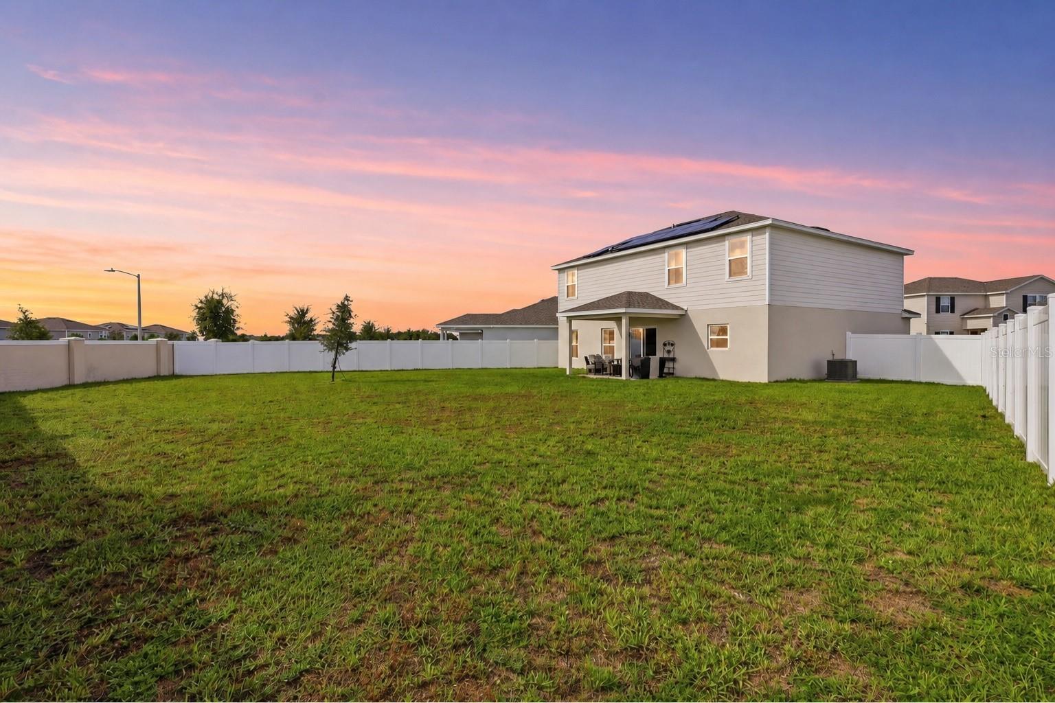 1141 LEXINGTON LANE