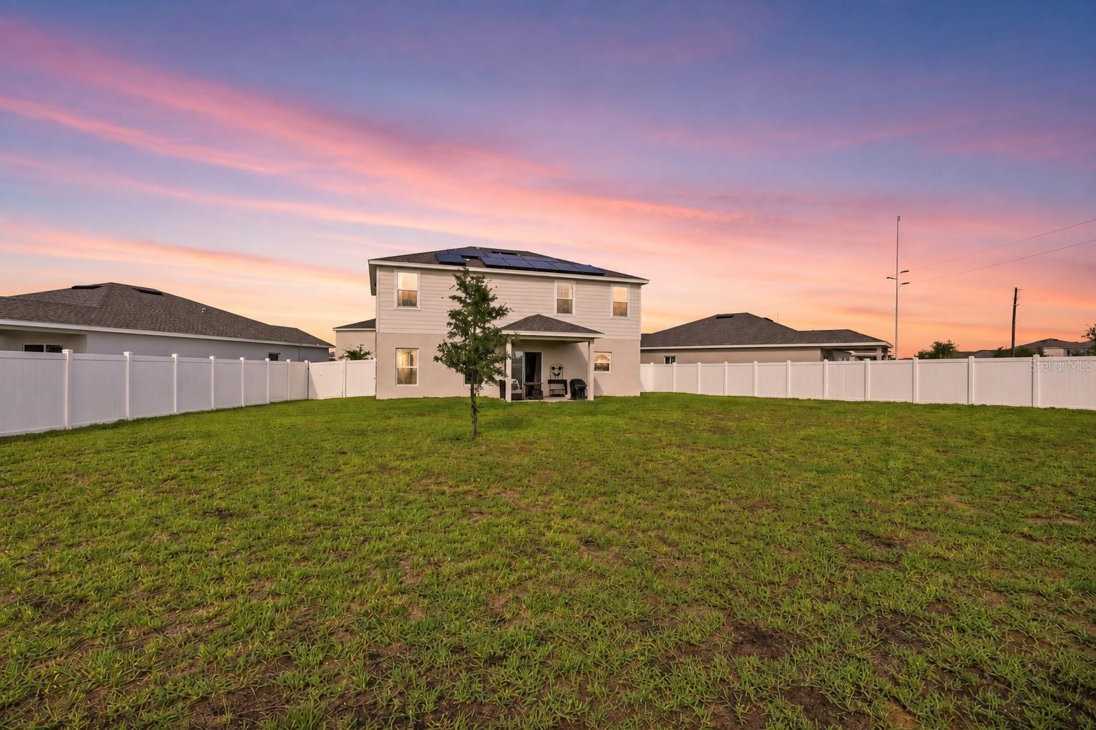 1141 LEXINGTON LANE