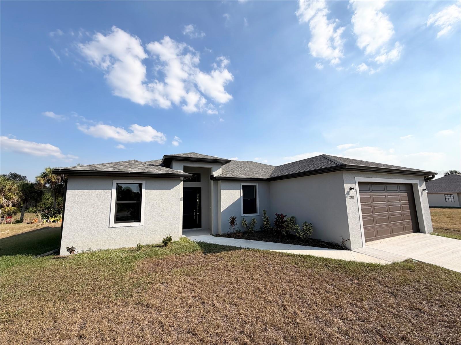 PORT CHARLOTTE SUB 01 - Residential Lease