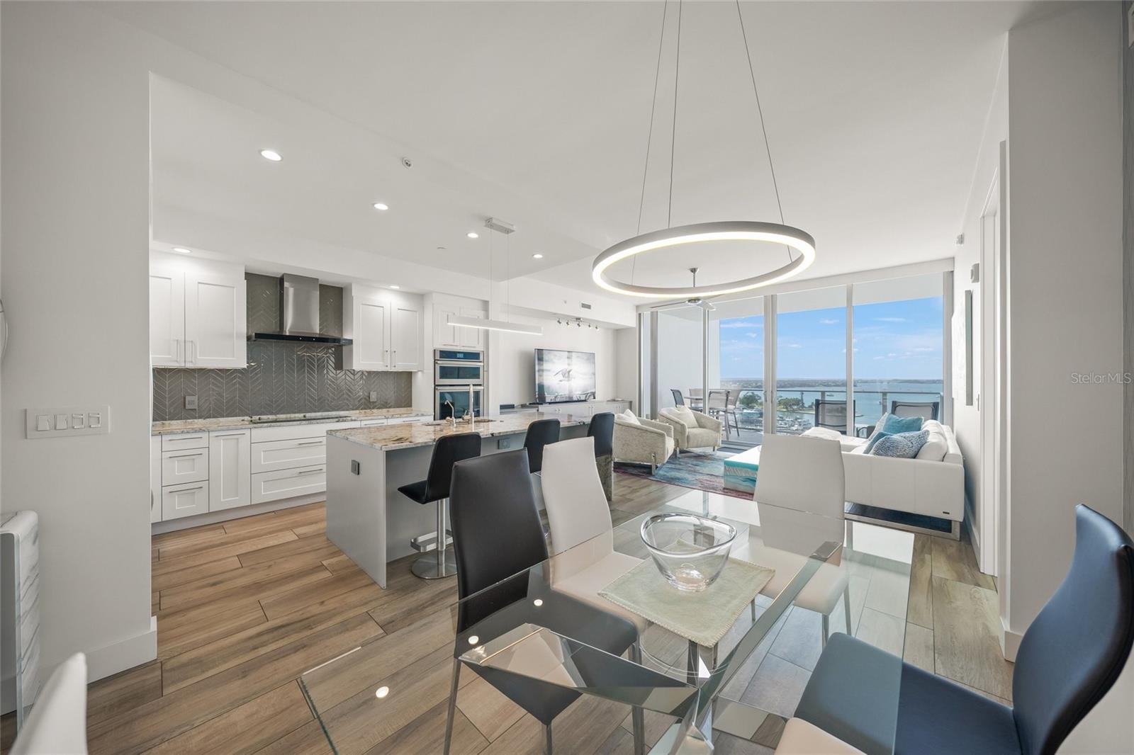 VUE SARASOTA BAY - Residential