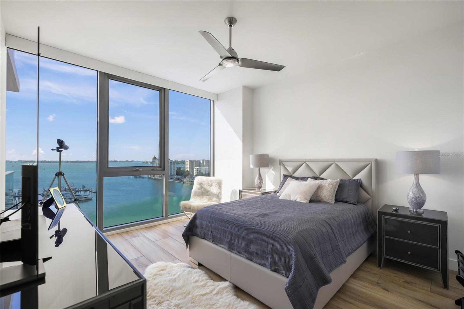 VUE SARASOTA BAY - Residential