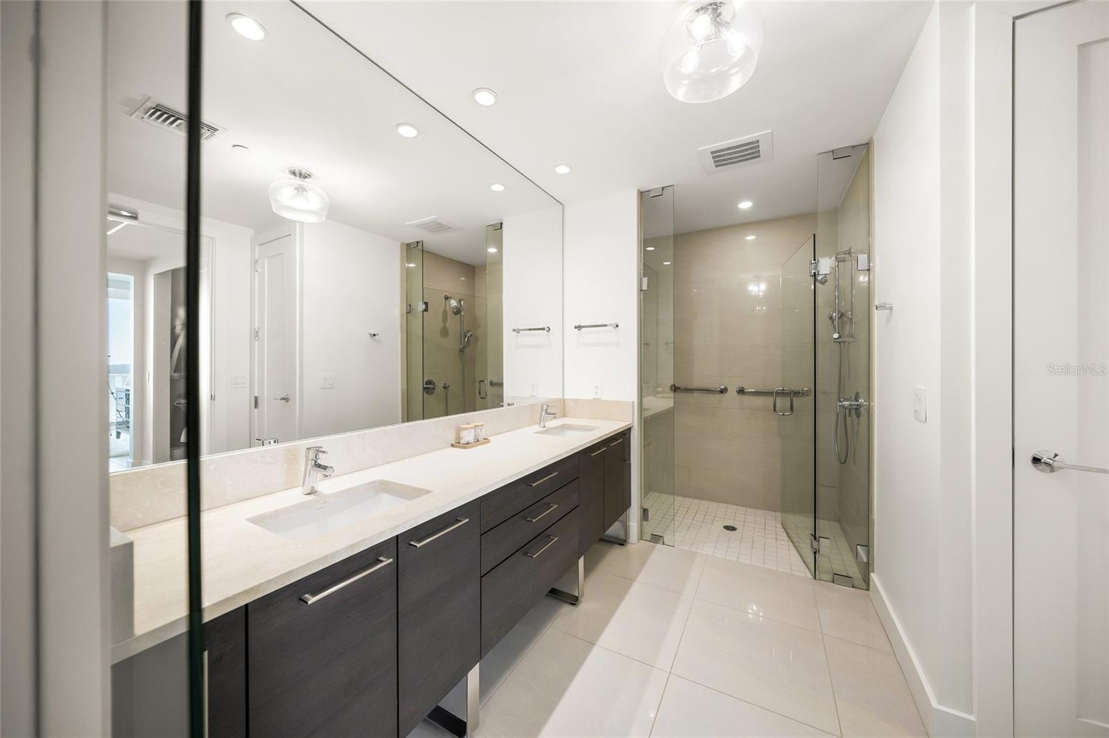 VUE SARASOTA BAY - Residential