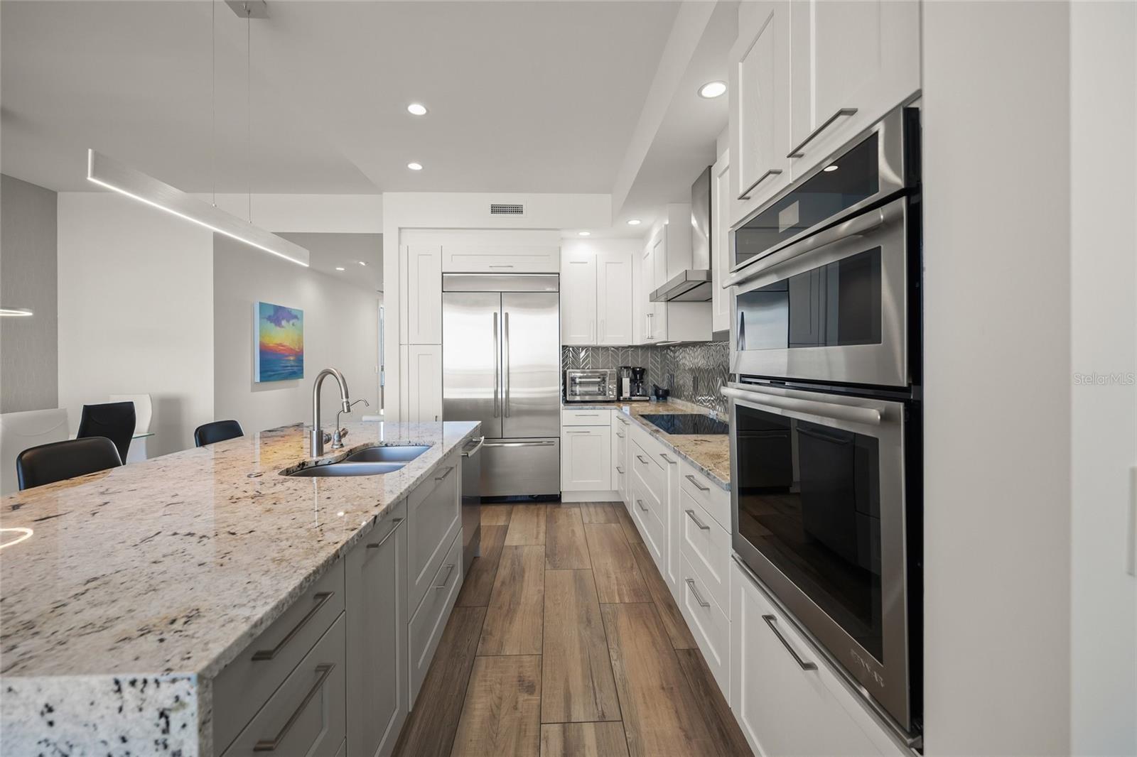 VUE SARASOTA BAY - Residential