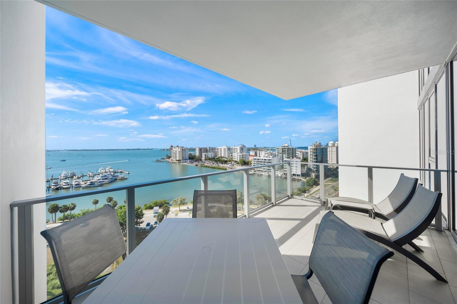 VUE SARASOTA BAY - Residential