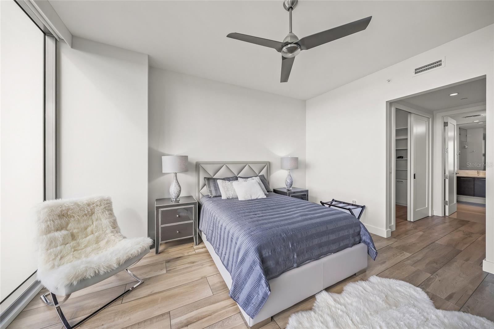 VUE SARASOTA BAY - Residential